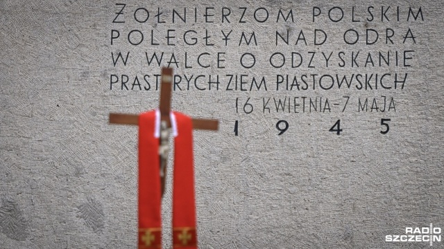 Kolejni uczniowie ze Szczecina pomogą w porządkowaniu Cmentarza Wojennego w Starych Łysogórkach koło Siekierek.