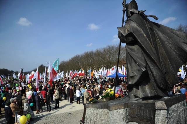 Największy w Polsce Marsz dla Życia w Szczecinie. Fot. Łukasz Szełemej [Radio Szczecin] [14.04.2013] Największy w Polsce Marsz dla Życia w Szczecinie