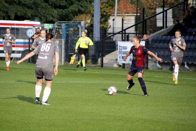 146 Plener Migawki - fot. Eugeniusz Bednarski (8) [15.10.2022] 146. Plener Migawki - Ekstraklasa kobiet Pogoń Szczecin vs. Sportis KKS Bydgoszcz