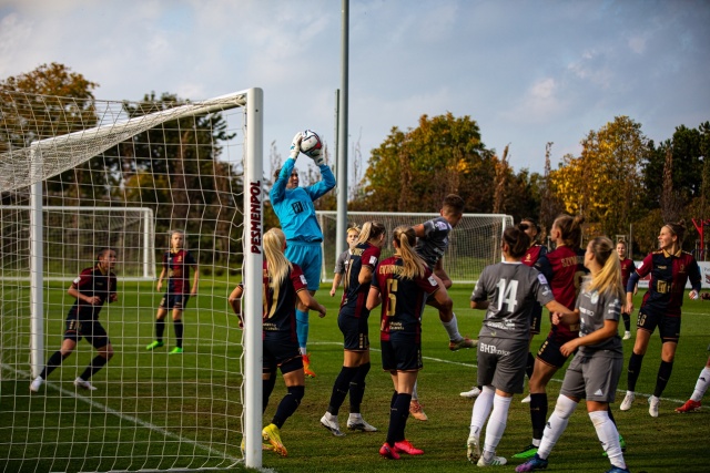 146 Plener Migawki - fot. Andrzej Kutys (6) [15.10.2022] 146. Plener Migawki - Ekstraklasa kobiet Pogoń Szczecin vs. Sportis KKS Bydgoszcz