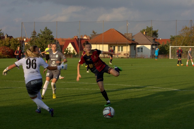146 Plener Migawki - fot. Iwona Mindykowska (8) [15.10.2022] 146. Plener Migawki - Ekstraklasa kobiet Pogoń Szczecin vs. Sportis KKS Bydgoszcz