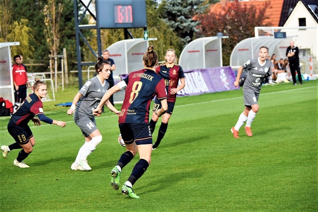 146 Plener Migawki - fot. Janusz Paluch (2) [15.10.2022] 146. Plener Migawki - Ekstraklasa kobiet Pogoń Szczecin vs. Sportis KKS Bydgoszcz