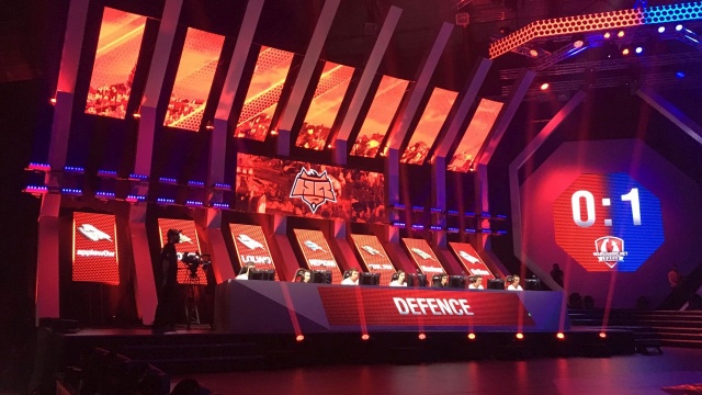 Finały Mistrzostw Świata World of Tanks w Warszawie. Fot. Michał Król [Radio Szczecin] [09.04.2016] Giermasz #187 - Czołgiści