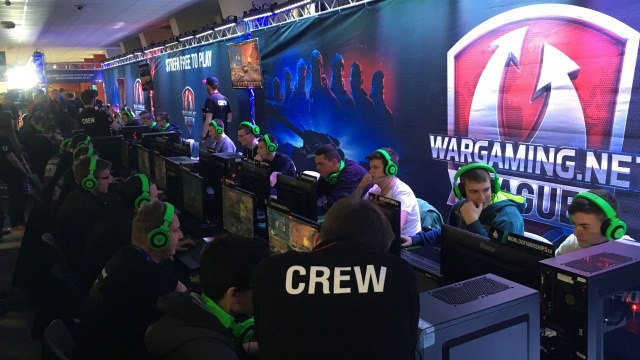 Finały Mistrzostw Świata World of Tanks w Warszawie. Fot. Michał Król [Radio Szczecin] [09.04.2016] Giermasz #187 - Czołgiści