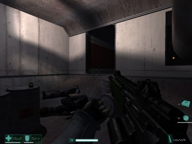 F.E.A.R - screen z gry (8) Kilka obrazków z gry