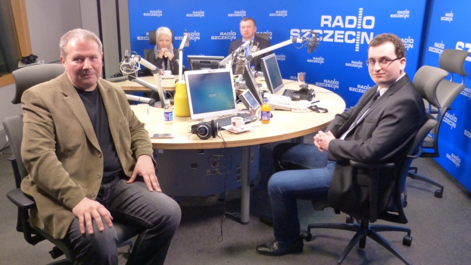 Goście kawiarenki politycznej. Fot. Michał Król [Radio Szczecin]