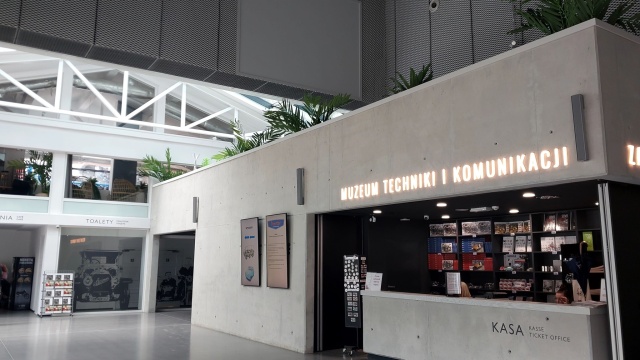 W Muzeum Techniki i Komunikacji w Szczecinie. Fot Teresa Pakosz 6.07.2023 - Najpierw podróż w wyobraźni, potem Stoewerem, Smykiem i Junakiem