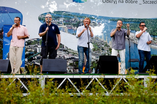 Sail Szczecin - Płyńmy do Szczecina: Qftry, koncert na Różance, fot. Andrzej Kutys [09.06.2013] Sail Szczecin - Płyńmy do Szczecina: Qftry, koncert na Różance