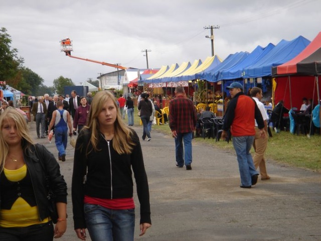 Targi Agropomerania 2009 w Barzkowicach - fot. Zdzislaw Tararako 04.JPG 