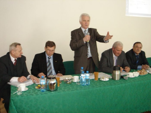 Debata rolna - fot. Zdzislaw Tararako 02.JPG 