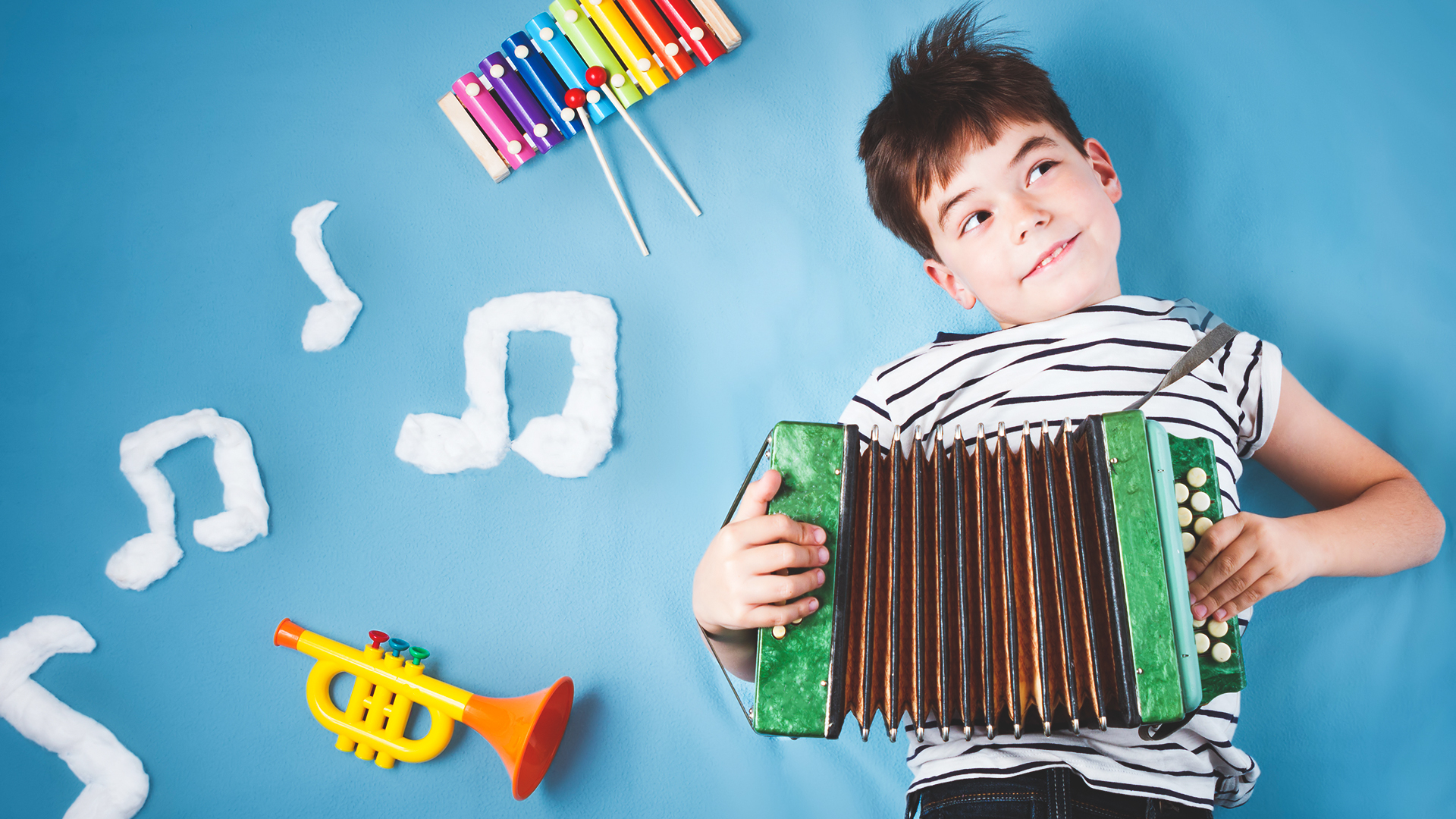 KLUB MUZYCZNYCH ODKRYWCÓW: Będziemy wszędzie tam, gdzie gra klasyka i coś się dzieje. W mieście, ale i poza jego granicami. Z kompozytorami, m