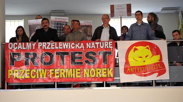 Gminy mogą same blokować budowę ferm. Jak Wiceminister podaje przykłady