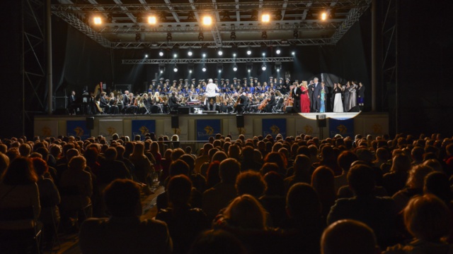 Fot. Jarosław Gaszyński [Radio Szczecin] Filmowy koncert pamięci Wojciecha Kilara na otwarcie Festiwalu Gwiazd [ZDJĘCIA, WIDEO]