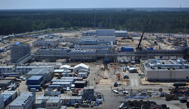 Terminal LNG. Fot. Łukasz Szełemej [Radio Szczecin] Trwają testy w terminalu LNG. Byliśmy na budowie [ZDJĘCIA, WIDEO]