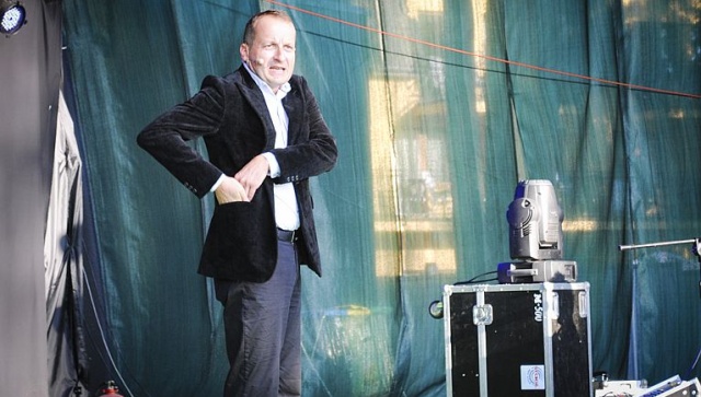 Kabaret Moralnego Niepokoju był gościem poranka Radia Szczecin z Trzęsacza. Fot. Piotr Sikora [Radio Szczecin] Kabaret Moralnego Niepokoju w Radiu Szczecin [ZDJĘCIA]