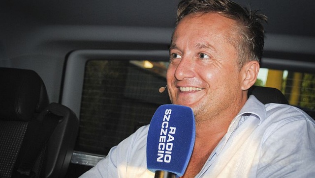 Kabaret Moralnego Niepokoju był gościem poranka Radia Szczecin z Trzęsacza. Fot. Piotr Sikora [Radio Szczecin] Kabaret Moralnego Niepokoju w Radiu Szczecin [ZDJĘCIA]