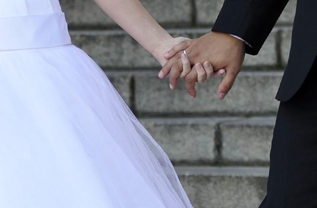 Mniej małżeństw, ale też mniej rozwodów zanotowano w województwie zachodniopomorskim w 2023 r. w porównaniu do roku poprzedniego - tak wynika z danych Urzędu Statystycznego w Szczecinie.