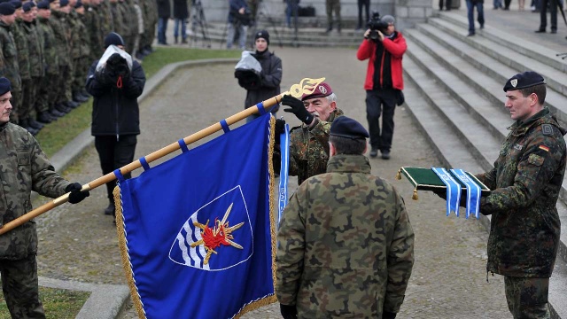 Fot. Łukasz Szełemej [Radio Szczecin] Wojskowi NATO świętowali na Wałach. "Rośnie znaczenie jednostki" [ZDJĘCIA, WIDEO]
