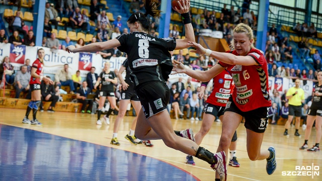 Pogoń Baltica - Start Elbląg 32:29. Fot. Jarosław Gaszyński [Radio Szczecin] Doskonały start szczypiornistek Pogoni Baltica [ZDJĘCIA]