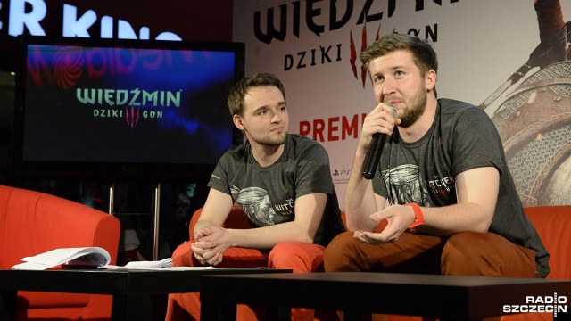 Szczecińska premiera gry Wiedźmin III: Dziki Gon. Fot. Michał Król [Radio Szczecin] Tłumy na nocnej premierze polskiej gry Wiedźmin III: Dziki Gon [ZDJĘCIA, WIDEO]