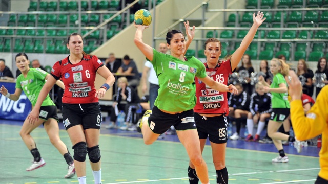 W środę szczecinianki przegrały w Elblągu ze Startem 20:24 w trzecim meczu o trzecie miejsce w Superlidze. Fot. Adrian Sajko/info.elblag.pl Baltica przegrała w Elblągu. Walka o brąz trwa [ZDJĘCIA, WIDEO]