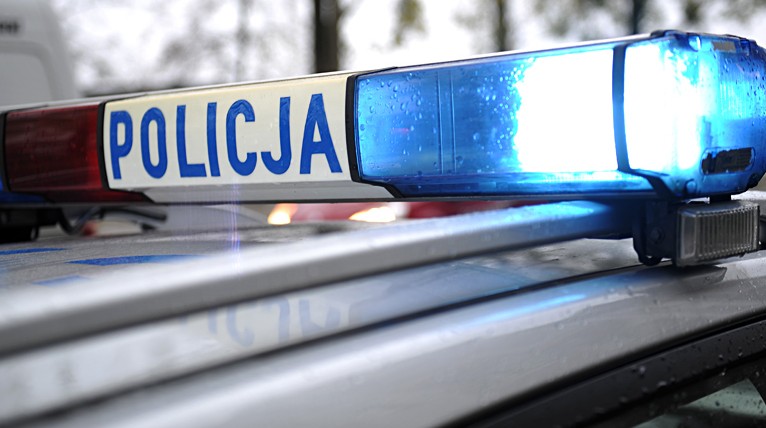 Aktywista Ostatniego Pokolenia usłyszał zarzuty związane z znieważeniem Pomnika Ofiar Katastrofy Smoleńskiej w Warszawie.