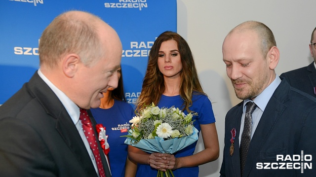 Autor "Błękitnej pustyni" Rafal Molenda. Fot. Jarosław Gaszyński [Radio Szczecin] "To uzależnienie i praca zespołowa". Odznaczenia dla radiowców [WIDEO, ZDJĘCIA]