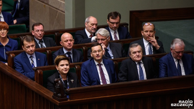 Expose premier Beaty Szydło. Fot. Konrad Nowak [Radio Szczecin] Premier przedstawiła zadania na pierwsze sto dni rządu [WIDEO, ZDJĘCIA]