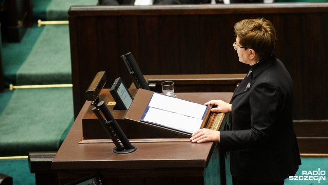 Expose premier Beaty Szydło. Fot. Konrad Nowak [Radio Szczecin] Premier przedstawiła zadania na pierwsze sto dni rządu [WIDEO, ZDJĘCIA]