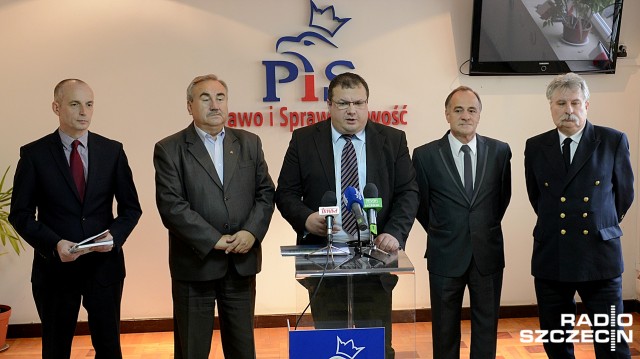 PiS zapowiada projekt specustawy. Szczegółów nie ujawnia