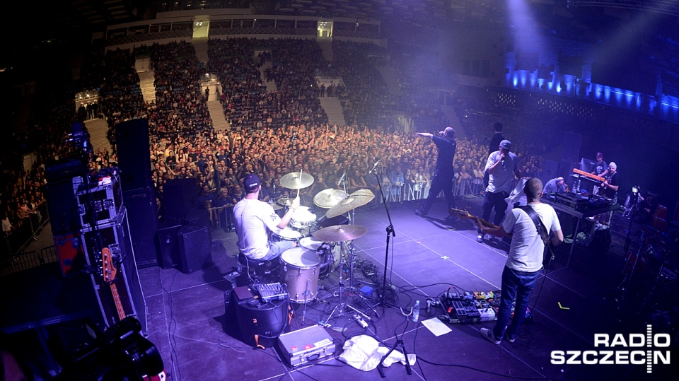 Koncert z okazji "siedemdziesiątki" Radia Szczecin wystartował po godzinie 17. Fot. Jarosław Gaszyński [Radio Szczecin]