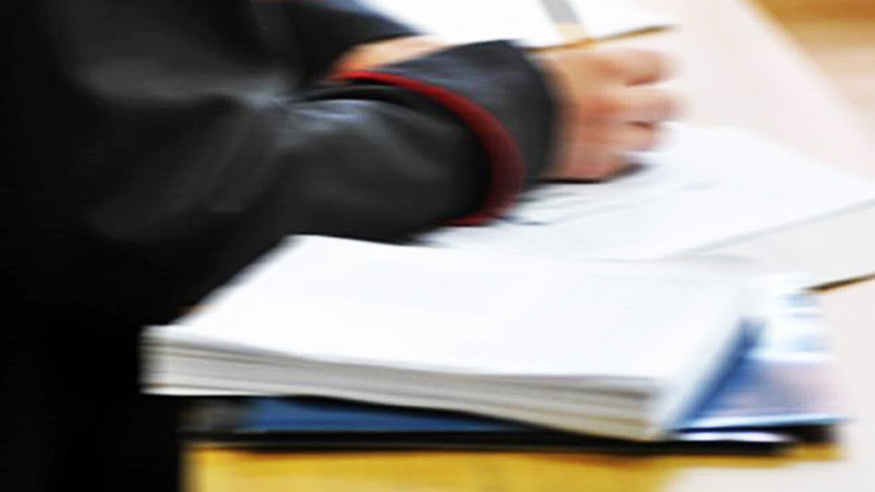Rzecznik Praw Obywatelskich wystąpił do prokuratury w Oleśnicy o informację na temat śledztwa prowadzonego w sprawie aborcji u pacjentki w 36. tygodniu ciąży. Zabiegu dokonano w tamtejszym szpitalu.