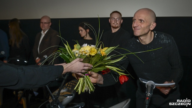 Audiobooka będzie można słuchać w odcinkach od poniedziałku po godzinie 9 i 14 na antenie Radia Szczecin. Fot. Jarosław Gaszyński [Radio Szczecin] To był emocjonujący wieczór - "Jan Karski" już po premierze [WIDEO, ZDJĘCIA]
