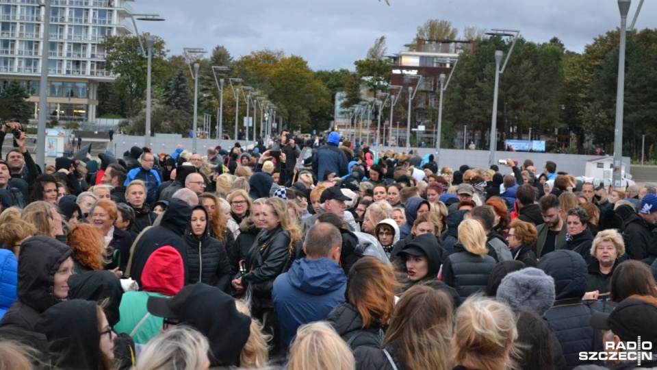 "Czarny protest" w Kołobrzegu. Fot. Przemysław Polanin [Radio Szczecin]