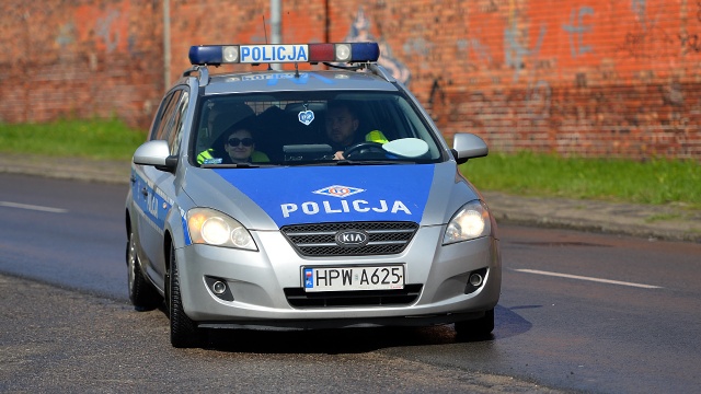 Cały konwój, który przyjechał do Szczecina z Berlina, liczył dwie ciężarówki. Fot. Łukasz Szełemej [Radio Szczecin] Ciężarówka z zamachu w Berlinie jest już w Szczecinie [WIDEO, ZDJĘCIA]