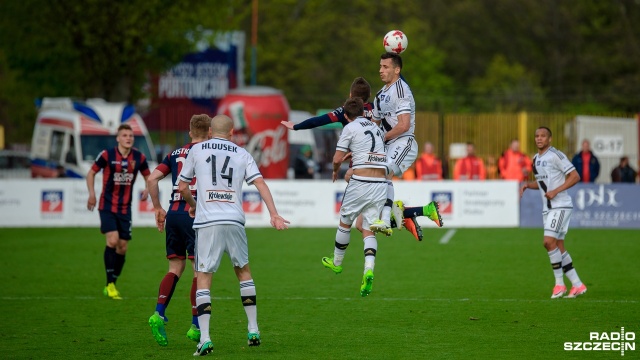 Pogoń Szczecin przegrała z Legią Warszawa 0:2 (0:0) w kolejnym meczu grupy mistrzowskiej piłkarskiej Lotto Ekstraklasy. Fot. Olaf Nowicki [Radio Szczecin] Imponująca passa Legii trwa. Pogoń nie dała rady [ZDJĘCIA]