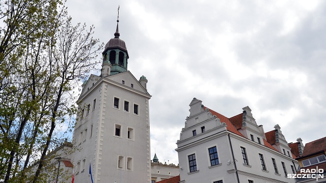 Fot. Łukasz Szełemej [Radio Szczecin] Szokujące fakty po zawaleniu się stropu w Zamku Książąt Pomorskich. W środku była wycieczka [WIDEO, ZDJĘCIA, NOWE]