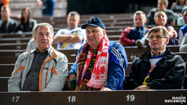 Margaret, piłkarze Pogoni, artyści i mieszkańcy pomagają byłemu bramkarzowi Portowców. Zbigniew Długosz walczy z nowotworem prostaty. Fot. Olaf Nowicki [Radio Szczecin] Pogoń za Marzeniami - impreza w Teatrze Letnim [ZDJĘCIA, WIDEO]