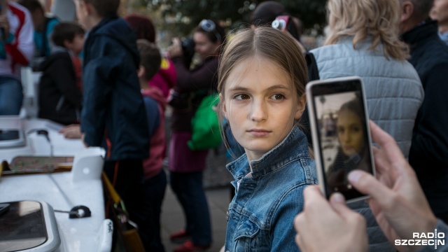Spotkanie z Aleksandrem Dobą w Szczecinie. Fot. Weronika Łyczywek [Radio Szczecin] Były wspólne zdjęcia i gratulacje. Olek Doba spotkał się z fanami [ZDJĘCIA]