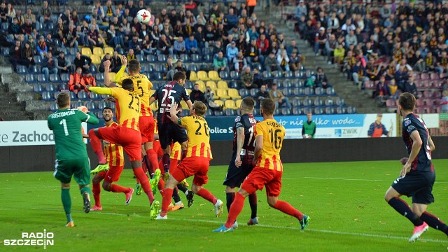 Pogoń Szczecin zremisowała z Koroną Kielce 0:0. Fot. Łukasz Szełemej [Radio Szczecin] Bez bramek z Koroną. Pogoń wciąż bez wygranej u siebie [WIDEO, ZDJĘCIA]