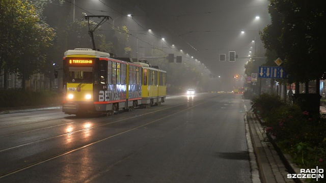 Tramwaje wróciły na ulicę Krzywoustego w Szczecinie. Fot. Łukasz Szełemej [Radio Szczecin] Koniec remontu. Tramwaje znów na Krzywoustego [WIDEO, ZDJĘCIA]