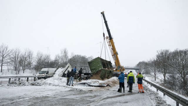 Część niemieckiej autostrady znów była zamknięta [WIDEO, ZDJĘCIA, NOWE]