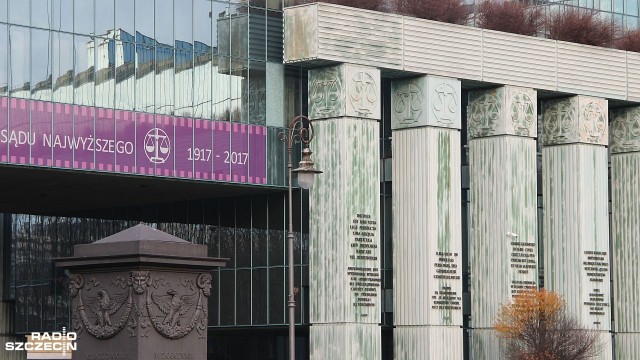 Goście RSnW różnią się w ocenie decyzji KE w sprawie Polski