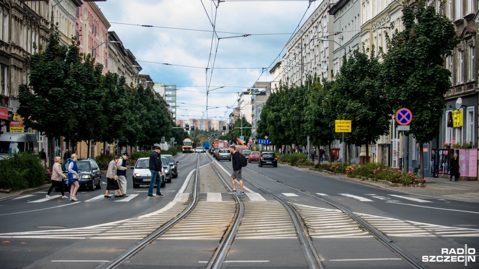 Remont ulicy Krzywoustego potrwa do 28 października. Rzecznik Tramwajów Szczecińskich zapewnia, że wykonawca zdąży przed dniem Wszystkich Świętych. Fot. Olaf Nowicki [Radio Szczecin]