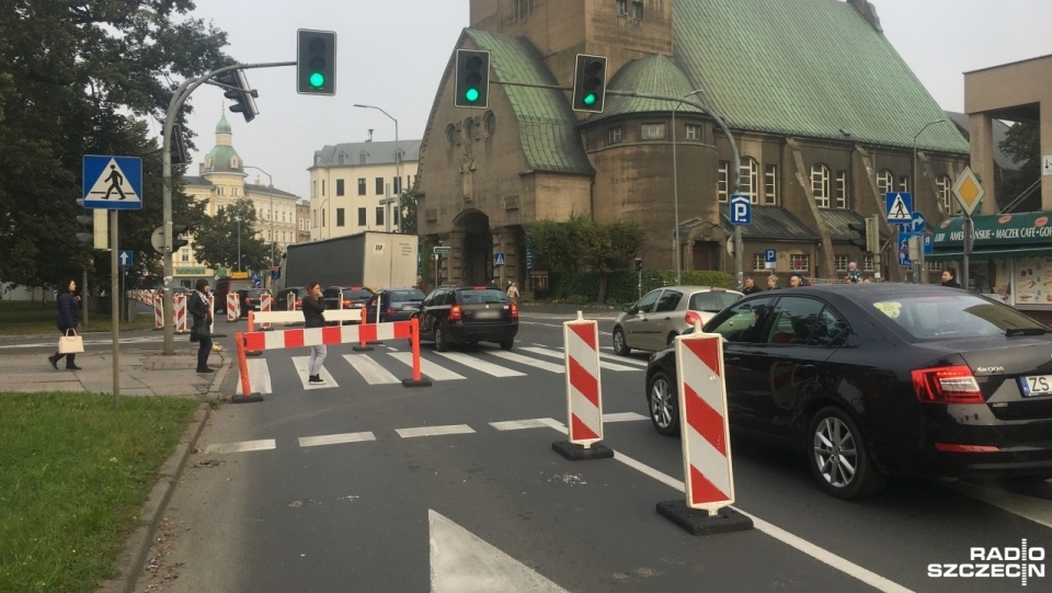 Korki w okolicach placu Zwycięstwa. Fot. Dawid Siwek [Radio Szczecin]