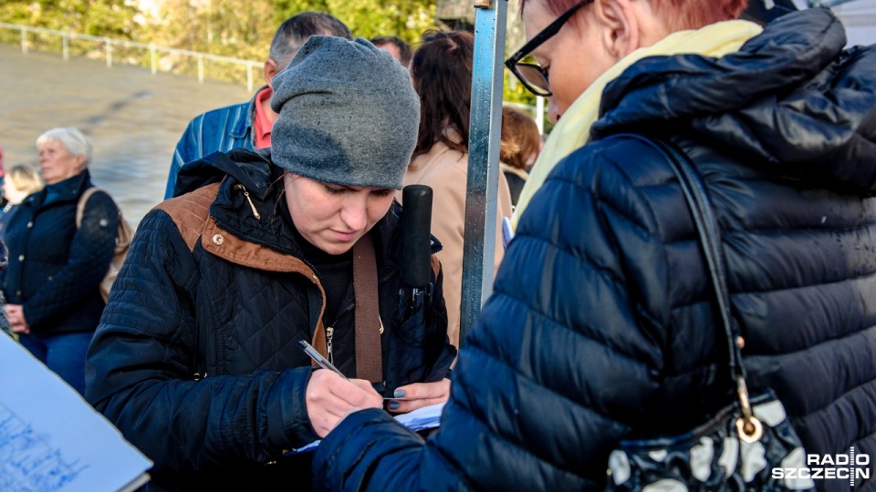 Czarny protest w Szczecinie. Fot. Olaf Nowicki [Radio Szczecin]