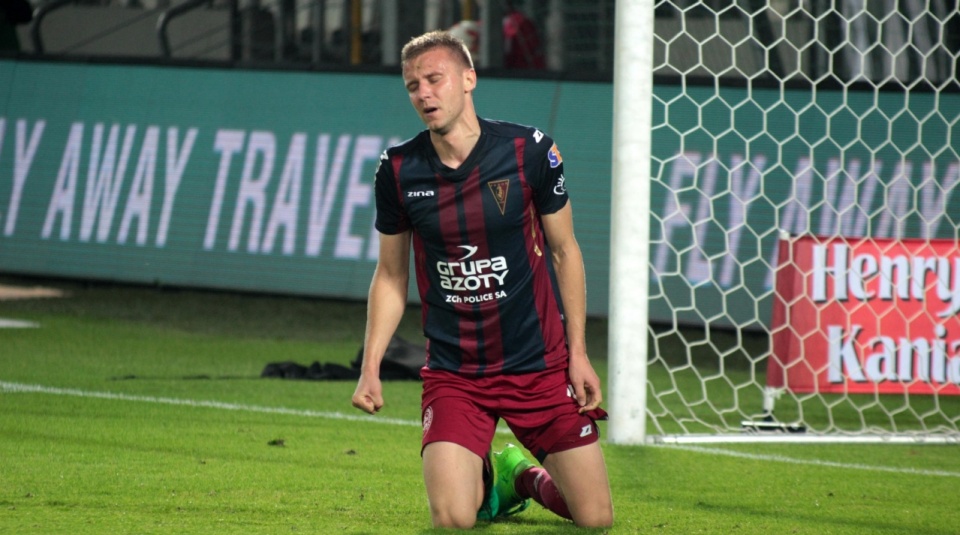 Piłkarze Pogoni Szczecin przegrali w poniedziałek na wyjeździe z Cracovią Kraków 0:3 w ostatnim meczu 12. kolejki ekstraklasy. Fot. www.pogonszczecin.pl