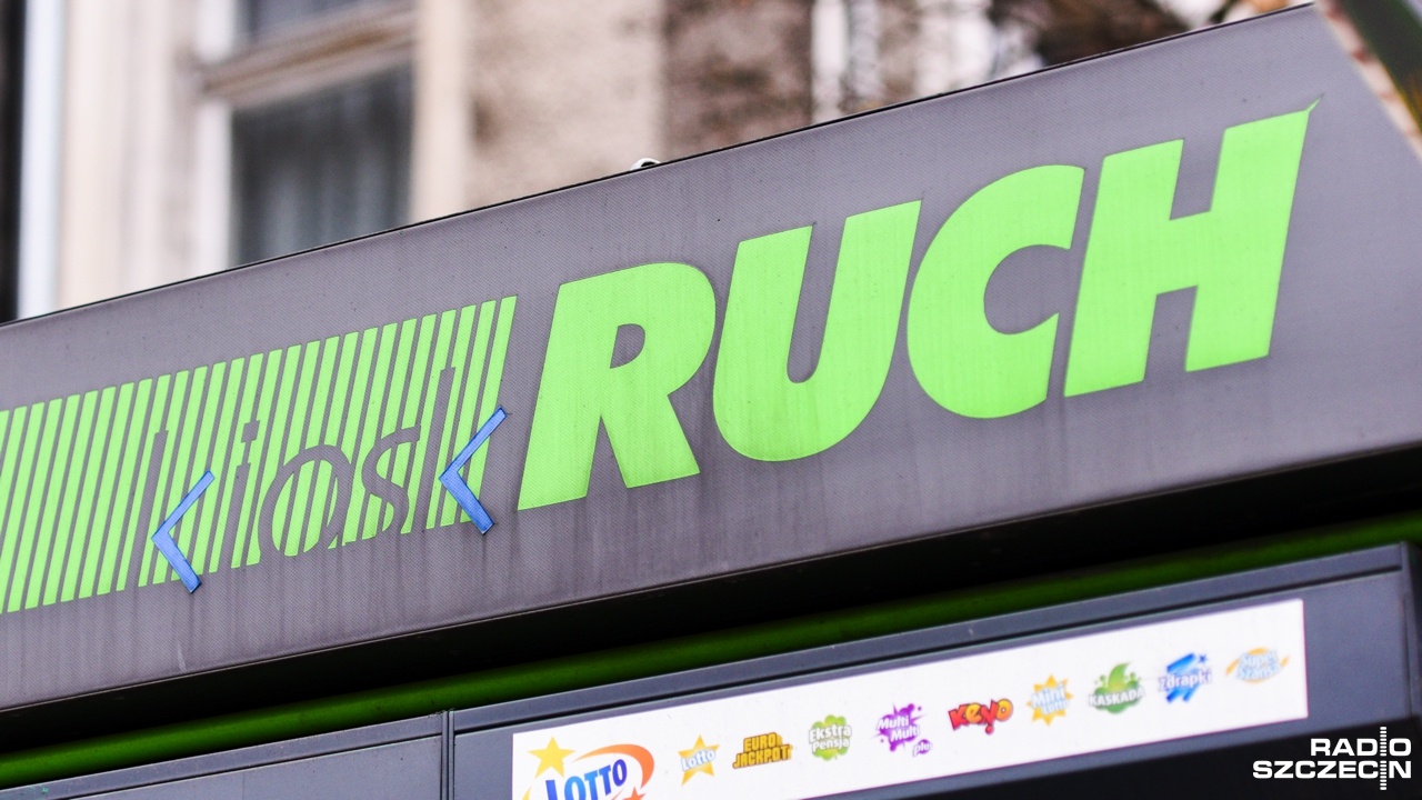 Polski Koncern Naftowy Orlen przejmuje kontrolę nad siecią kiosków i dystrybutorów prasy Ruch. Grupa obejmie 65 procent akcji spółki. Pozostałymi akcjonariuszami będą PZU i PZU Życie oraz Alior Bank.