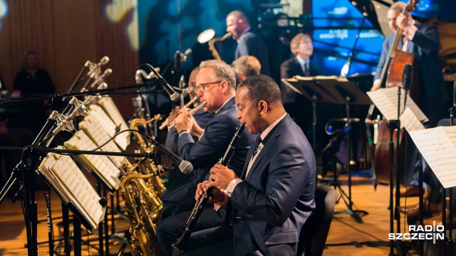 Fot. Robert Stachnik [Radio Szczecin] Rekordowy koncert "Radio Szczecin dla Niepodległej" w internecie [DUŻO ZDJĘĆ]