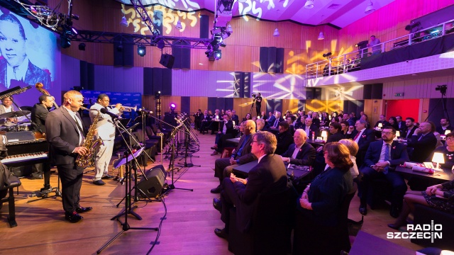 Koncert "Radio Szczecin dla Niepodległej" to jedno z wydarzeń z okazji stulecia odzyskania niepodległości przez Polskę. Fot. Robert Stachnik [Radio Szczecin] Rekordowy koncert "Radio Szczecin dla Niepodległej" w internecie [DUŻO ZDJĘĆ]
